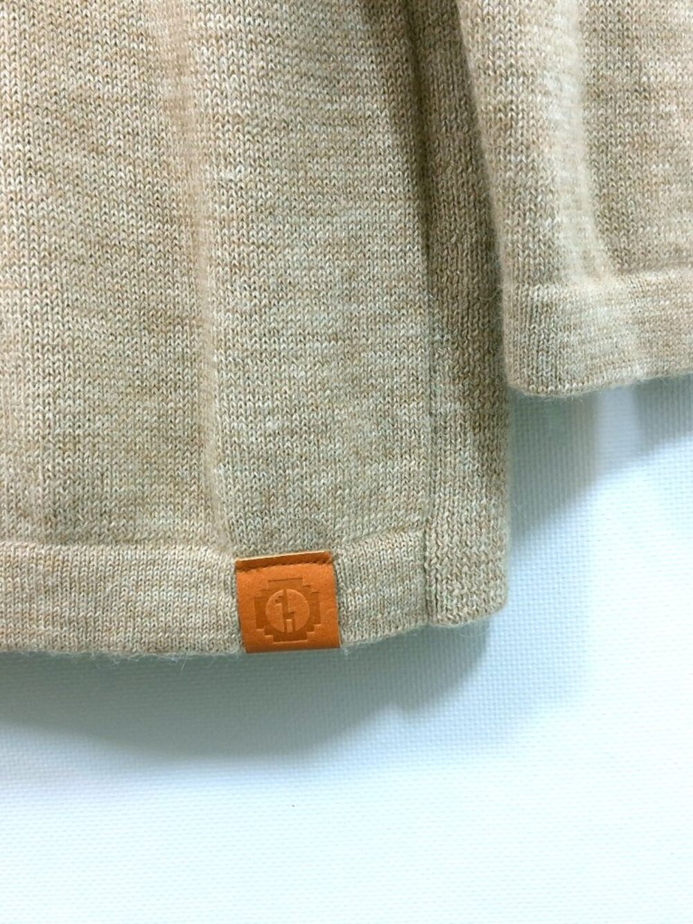 PAKA The Hoodie Alpaca Sweater Tan Unisex Women Men L - Picture 6 of 11